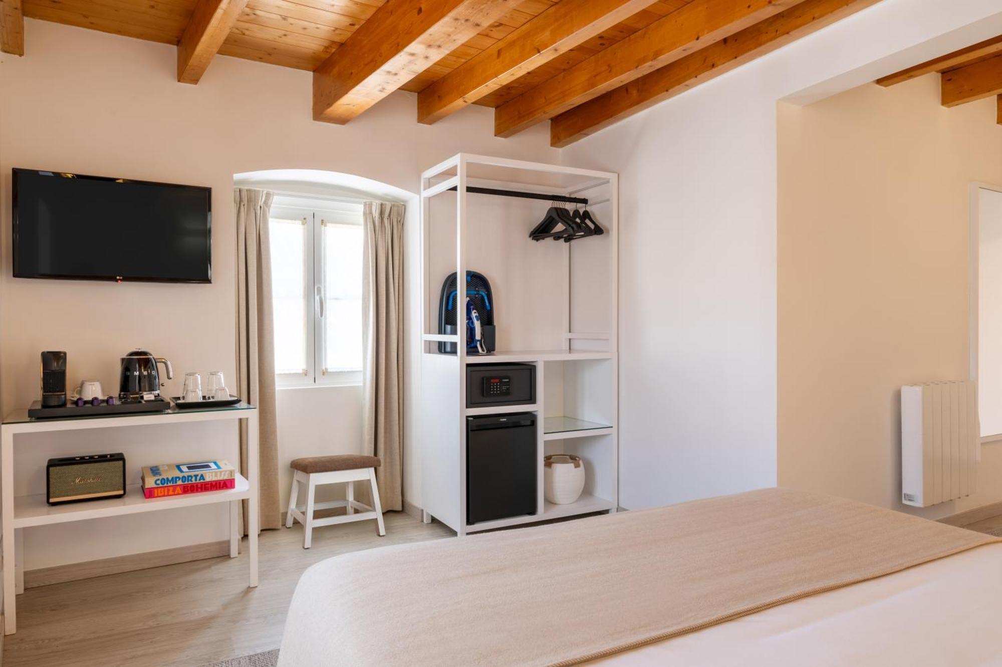Azinheira Suites Townhouse - Alojamento Turistico (Adults Only) 엘바스 외부 사진