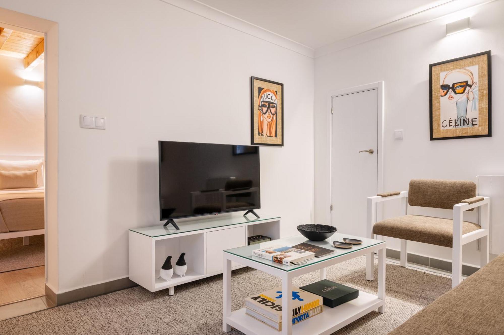 Azinheira Suites Townhouse - Alojamento Turistico (Adults Only) 엘바스 외부 사진