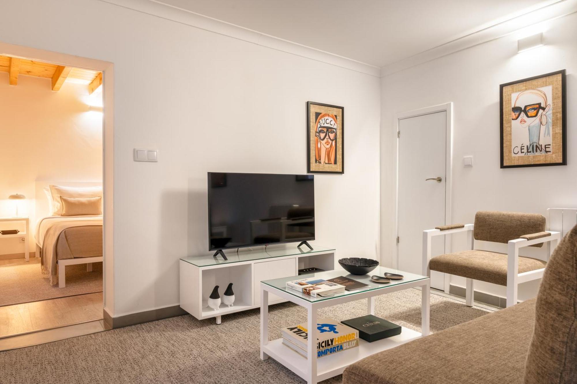 Azinheira Suites Townhouse - Alojamento Turistico (Adults Only) 엘바스 외부 사진