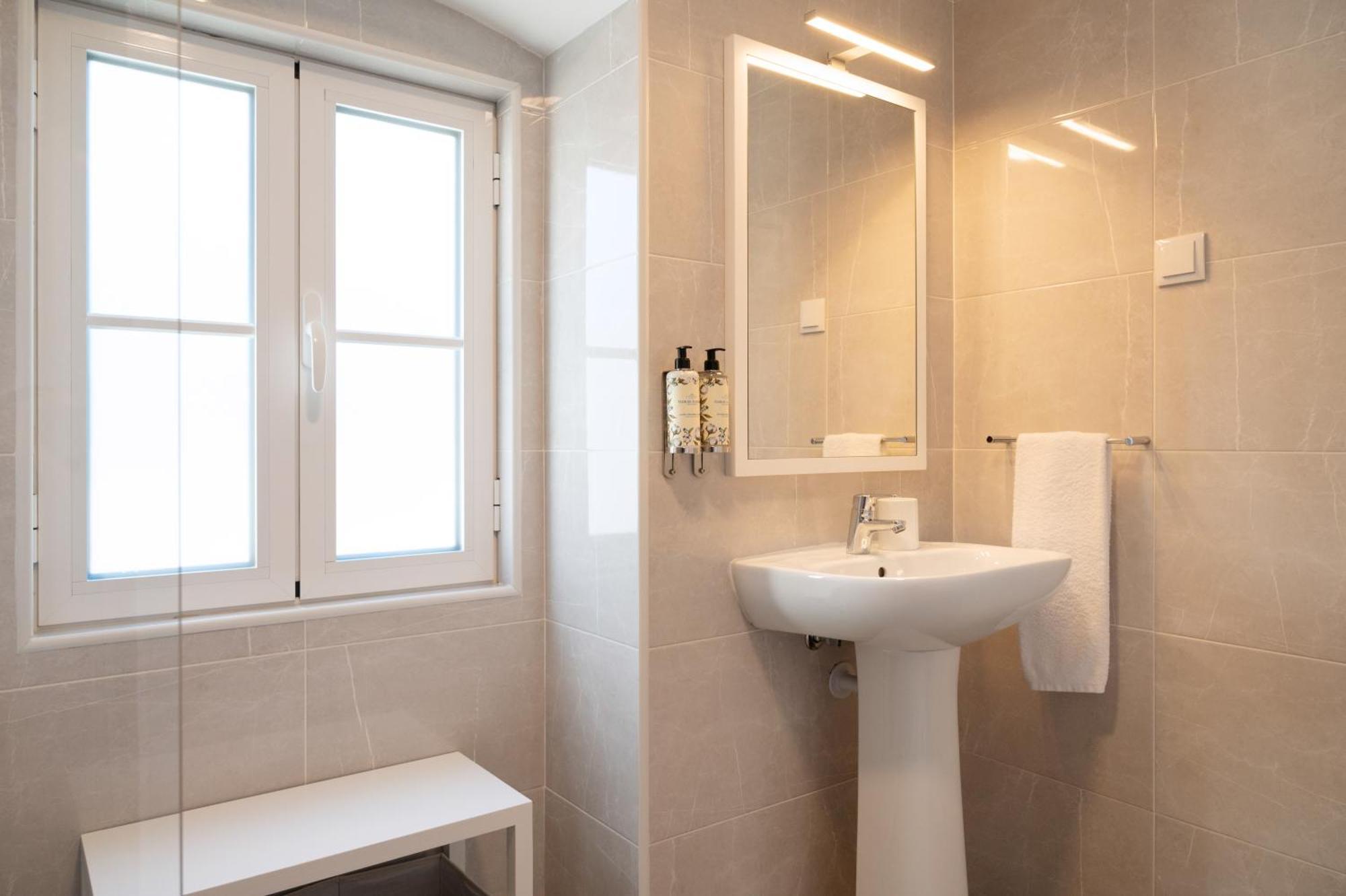 Azinheira Suites Townhouse - Alojamento Turistico (Adults Only) 엘바스 외부 사진